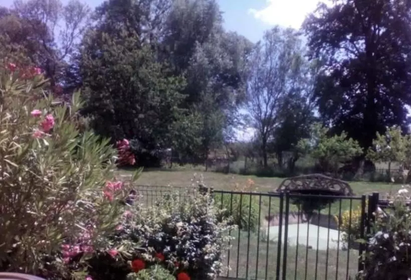 Aamiaismajoitus (B&B) Chambres D’hôtes D Origny En Thierache