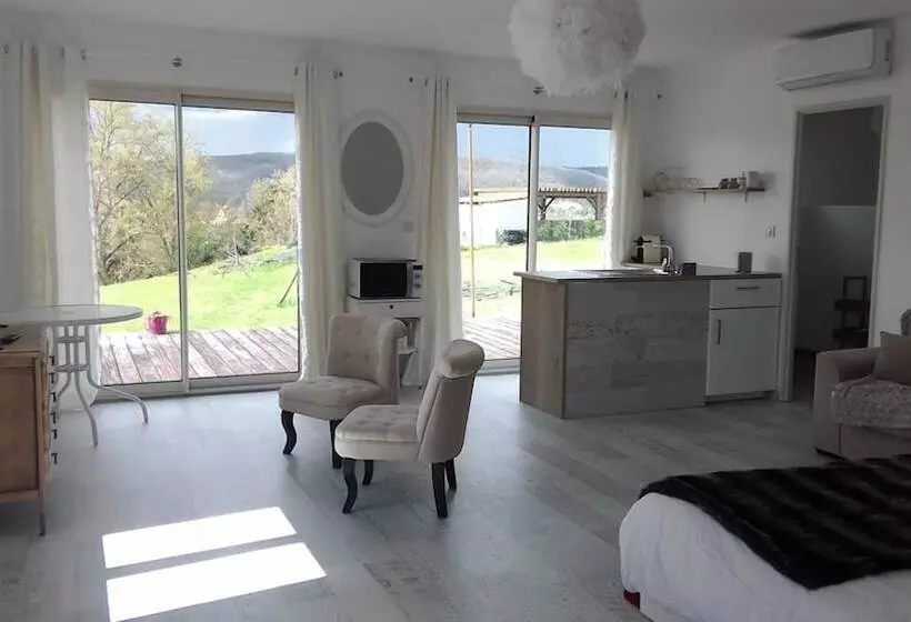 Aamiaismajoitus (B&B) Les Chambres De La Nouvelle Aliénor