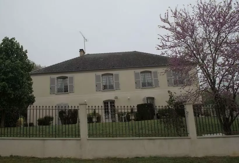 ベッドアンドブレックファースト Les Corettes