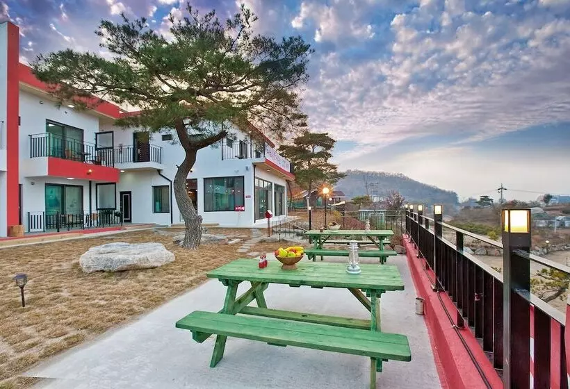 Naerimong Beach Pension