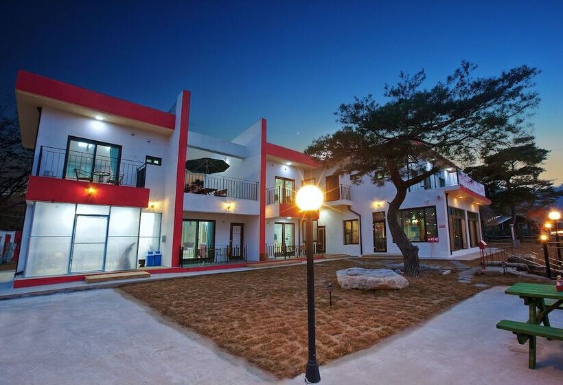 Naerimong Beach Pension