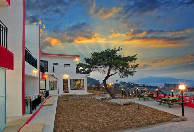 Naerimong Beach Pension