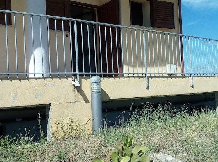 פונדק Bena E Traes