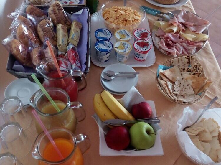 פונדק Bena E Traes