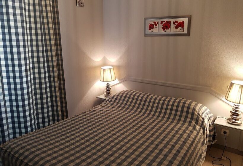 فندق Hôtel Le Relais De Jarnac Champagne