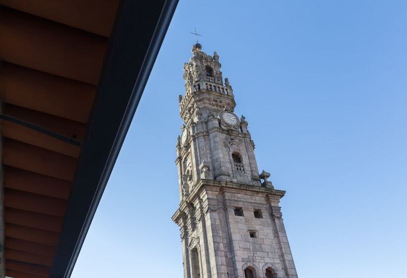 هتل Porto And Clerigos Views By Porto City Hosts
