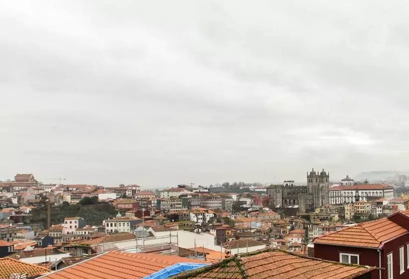ホテル Porto And Clerigos Views By Porto City Hosts