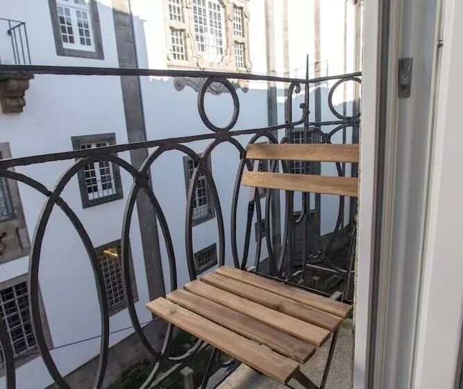 ホテル Porto And Clerigos Views By Porto City Hosts