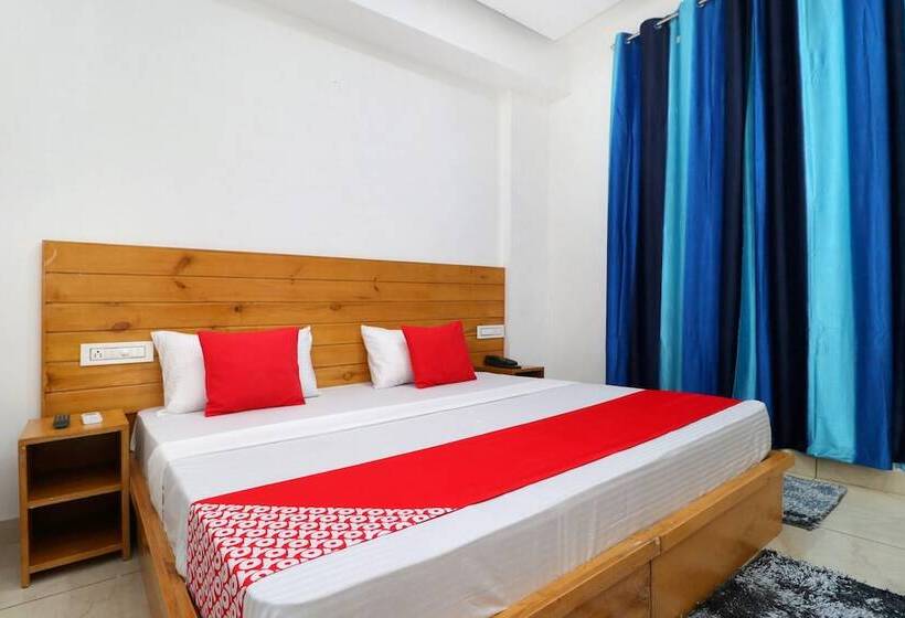 호텔 R K Grand By Oyo Rooms