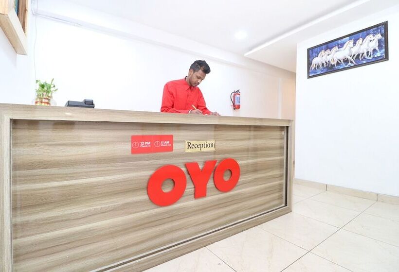 호텔 R K Grand By Oyo Rooms