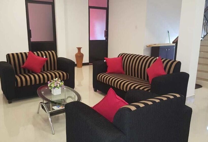 Hotel River Vally Inn