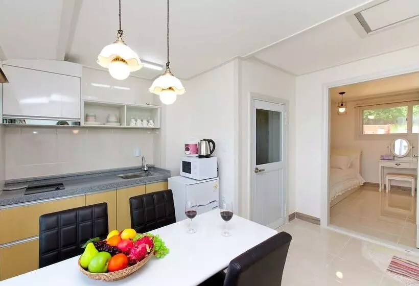 Naerimong Beach Pension