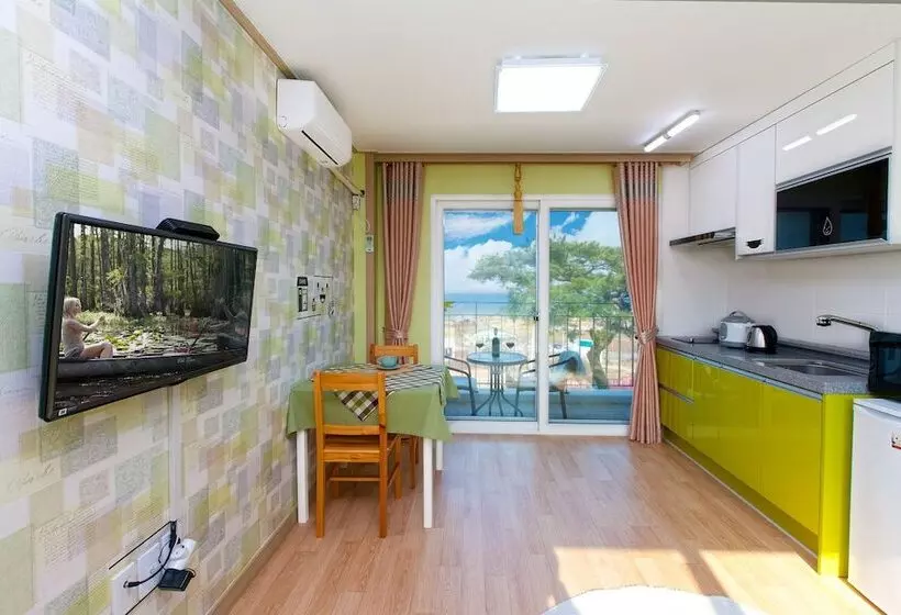 Naerimong Beach Pension