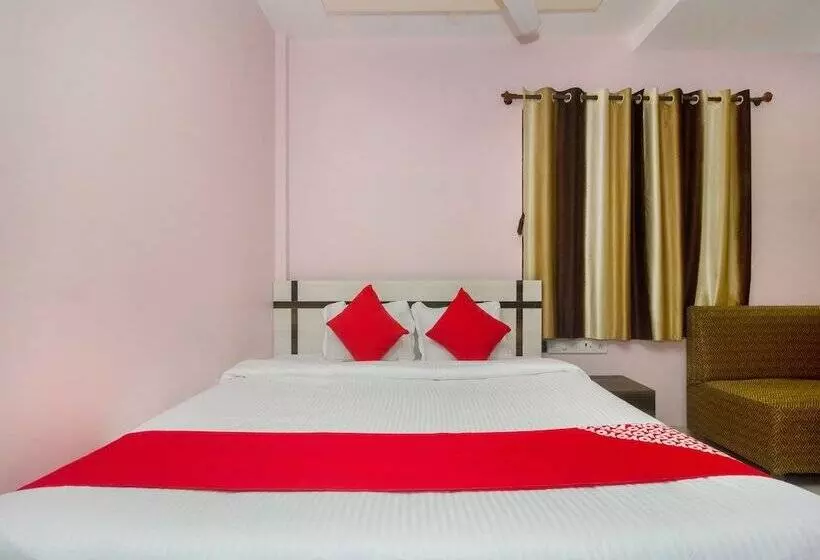 Oyo 22918 Hotel Sadanand Mourya Lodging And Boarding
