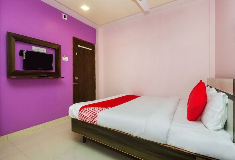 Oyo 22918 Hotel Sadanand Mourya Lodging And Boarding