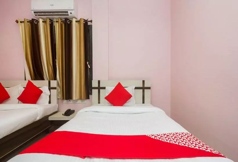 Oyo 22918 Hotel Sadanand Mourya Lodging And Boarding