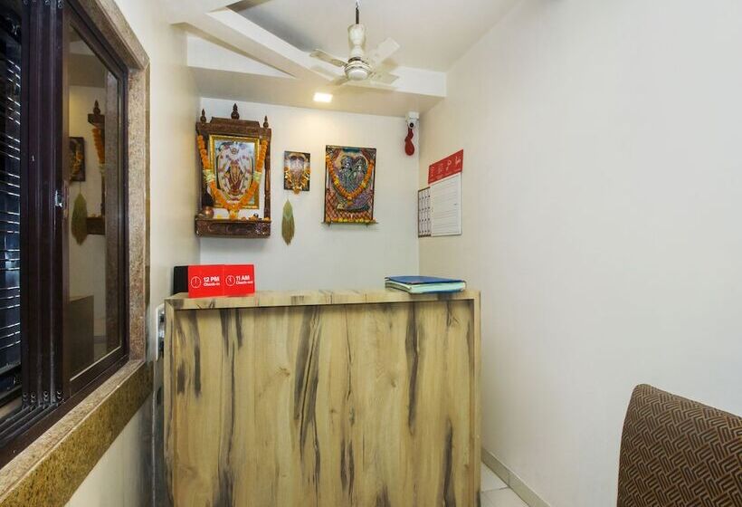 Oyo 22918 Hotel Sadanand Mourya Lodging And Boarding