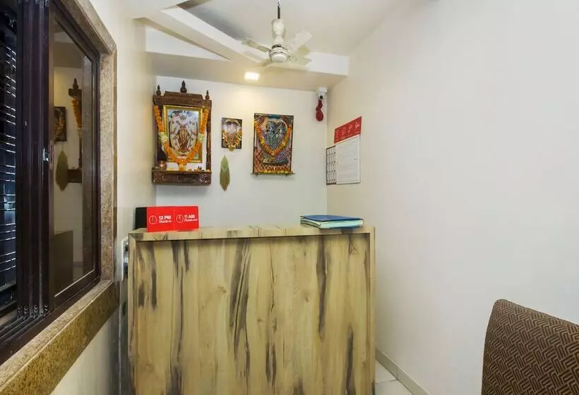 Oyo 22918 Hotel Sadanand Mourya Lodging And Boarding