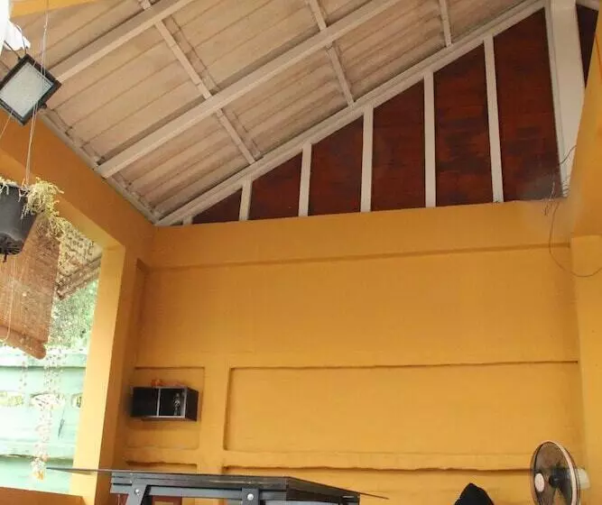 پانسیون Hi Bangkok B&b