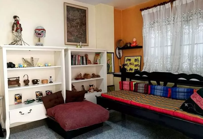 پانسیون Hi Bangkok B&b
