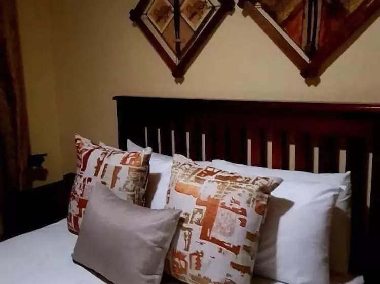 پانسیون Kwantulindawo Guesthouse Vryheid