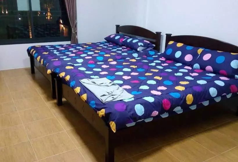 Majatalo Suratthani Airport Campsite