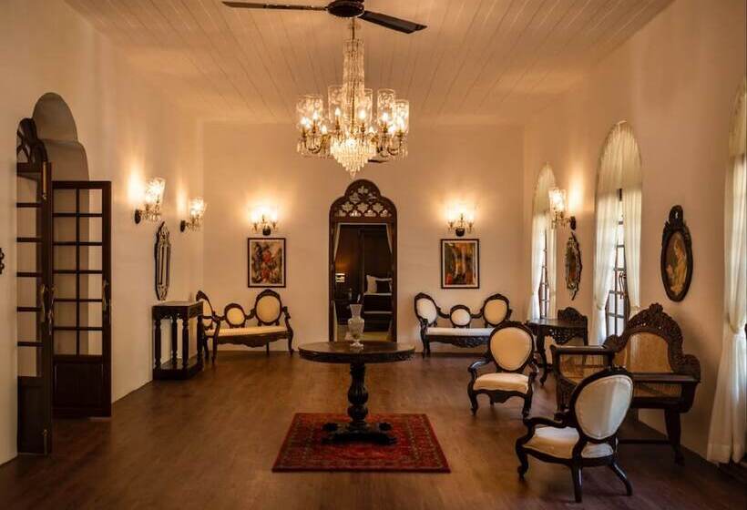 אתר נופש The Postcard Cuelim