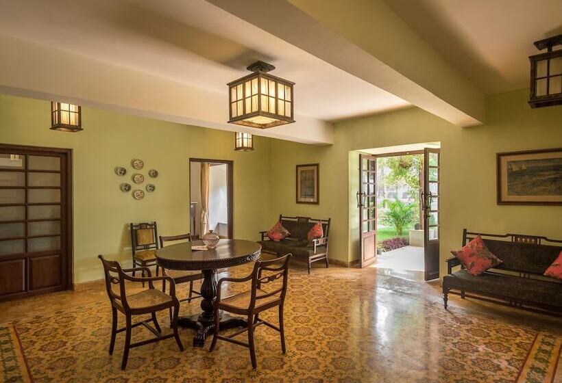 אתר נופש The Postcard Cuelim