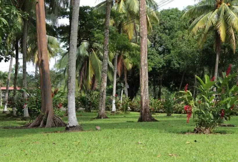 Hotelli Hospedaje Altamira