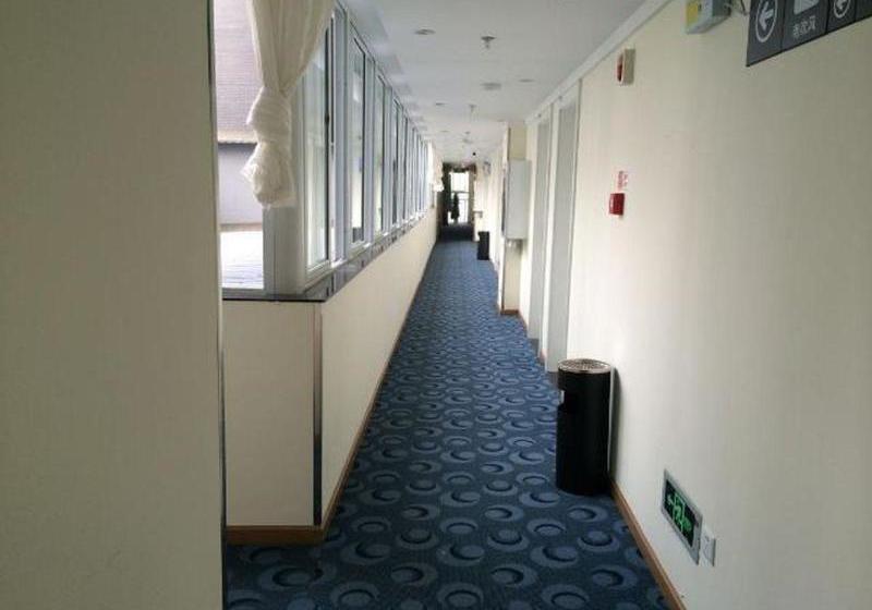 Hotel 7 Days Inn Wuhan Jiangxia Zhifang Train Station