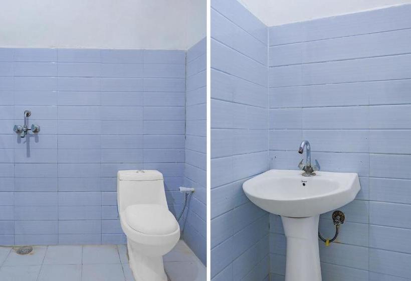 בית מלון כפרי Oyo 75152 Hello Stay