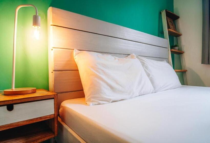 ペンション My Green Hostel