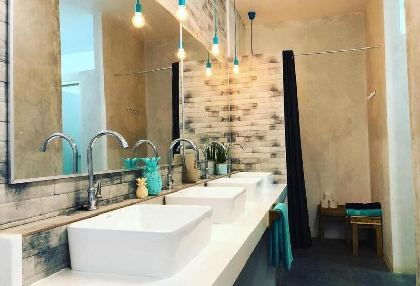 ペンション My Green Hostel