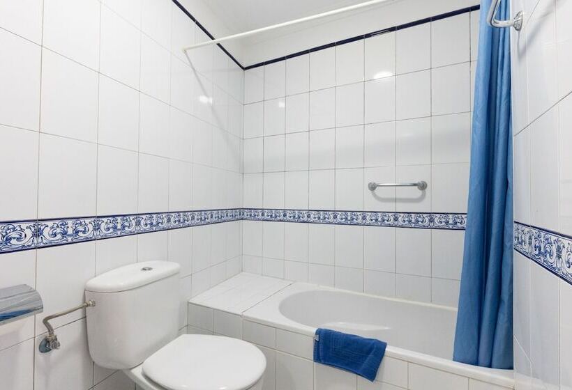 Apartamentos La Peñita