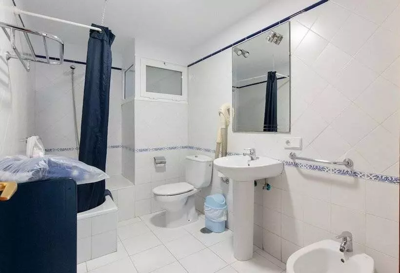 Apartamentos La Peñita