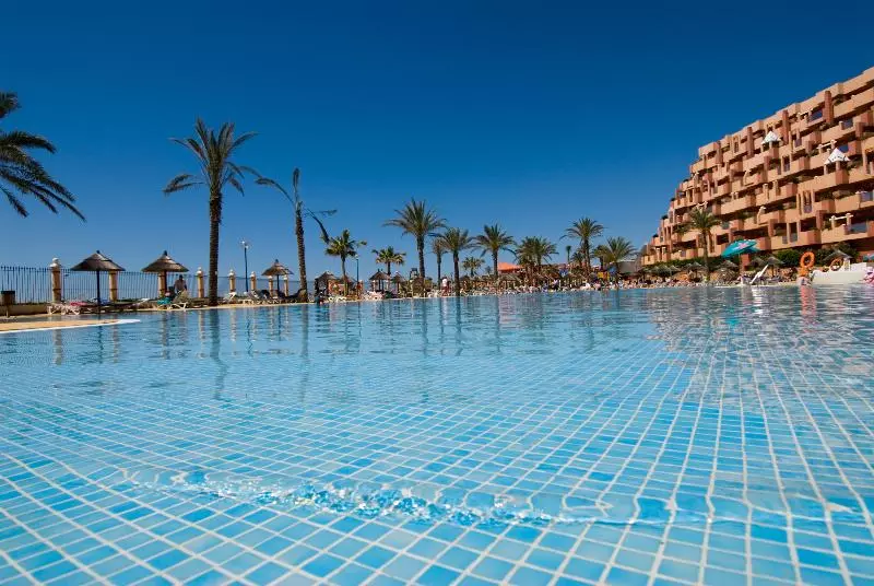 فندق Holiday Premium Resort