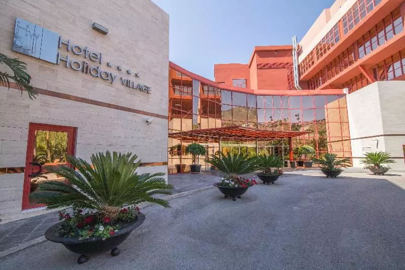 فندق Holiday Premium Resort