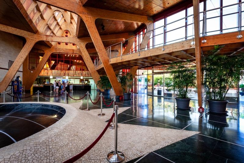 Отель Holiday Premium Resort