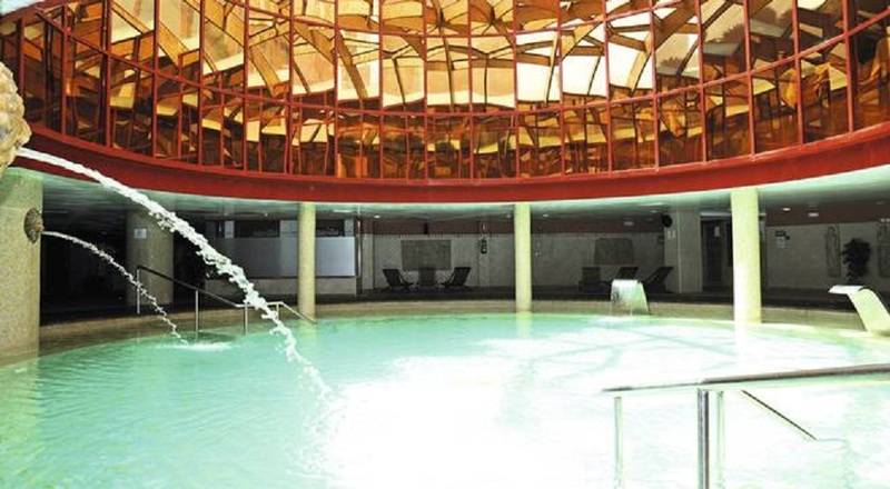 Отель Holiday Premium Resort