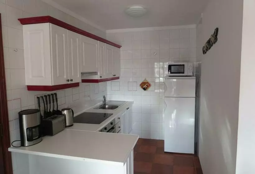 호텔 Island Village