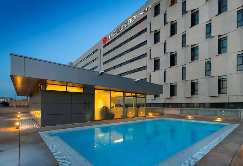 هتل NH Collection Sevilla