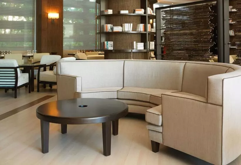 هتل NH Collection Sevilla