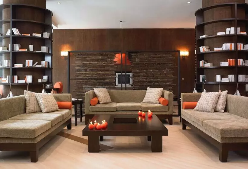 هتل NH Collection Sevilla