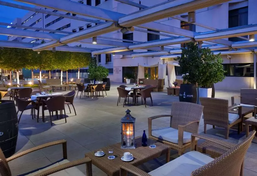 هتل NH Collection Sevilla