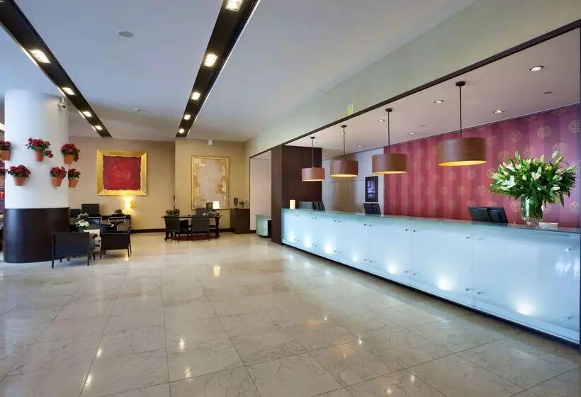 هتل NH Collection Sevilla