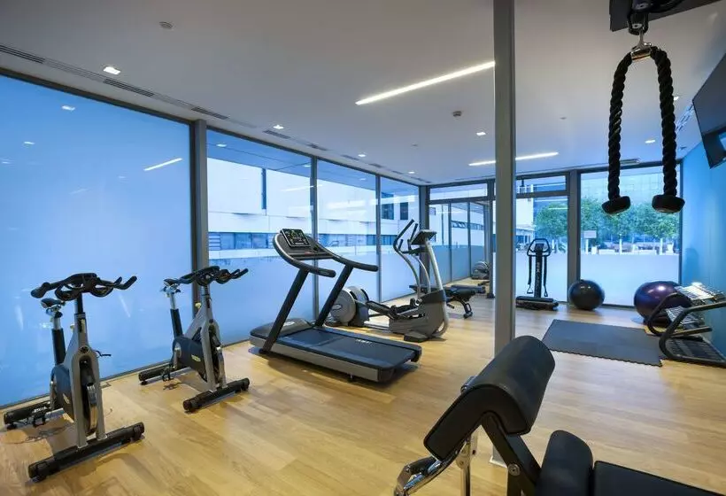 هتل NH Collection Sevilla