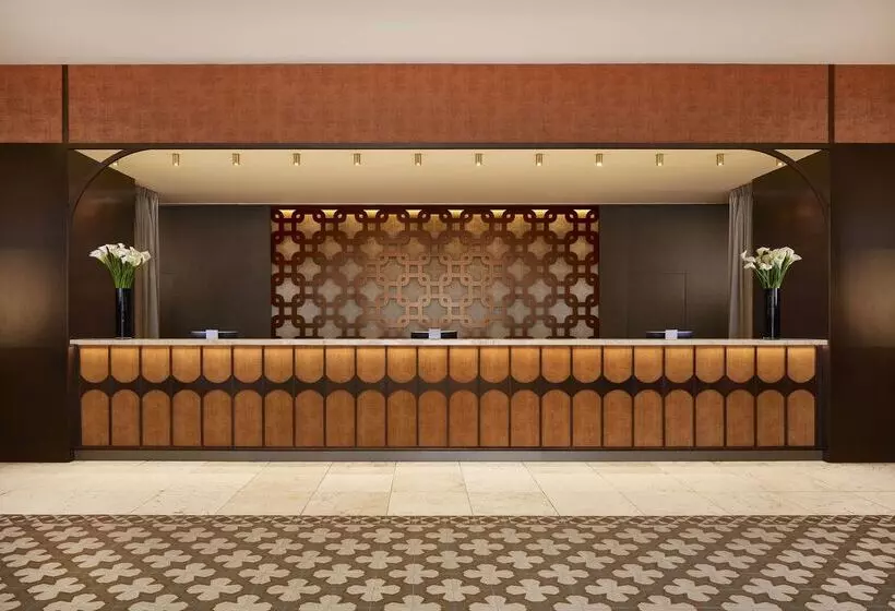 هتل NH Collection Sevilla