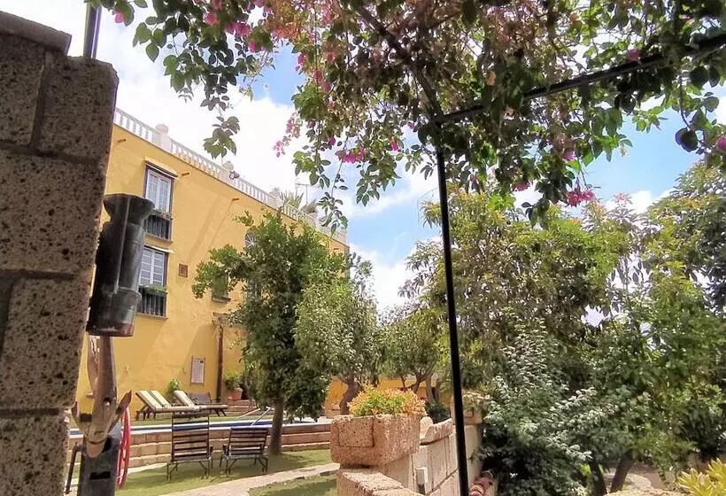 هتل روستایی Rural Senderos De Abona