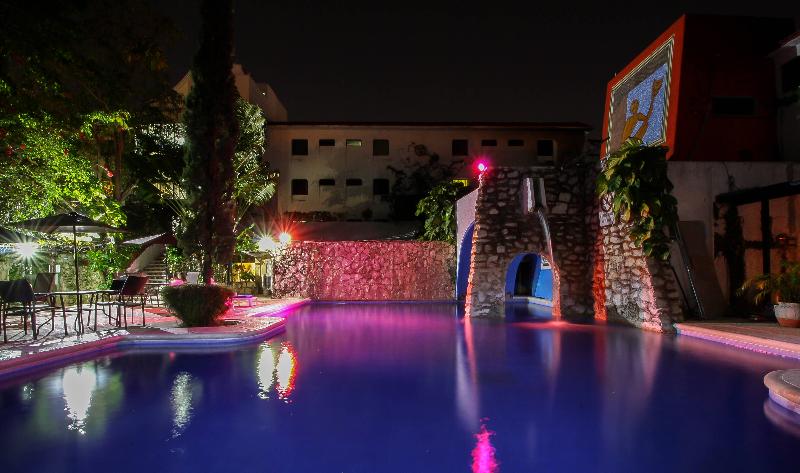 هتل Xbalamqué & Spa Cancún Centro