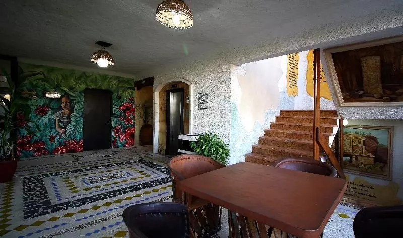 Hotelli Xbalamqué & Spa Cancún Centro